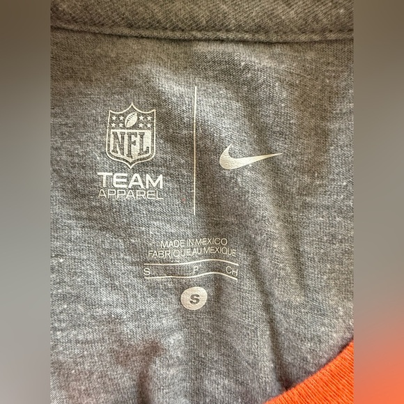 Nike NFL Denver Broncos Women’s 3/4 Sleeve Raglan Tee Small Gray/Orange - Picture 4 of 5